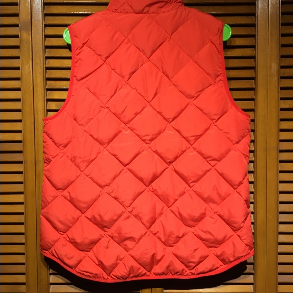 Women’s wool rich large puffer vest NWT - Picture 2 of 4